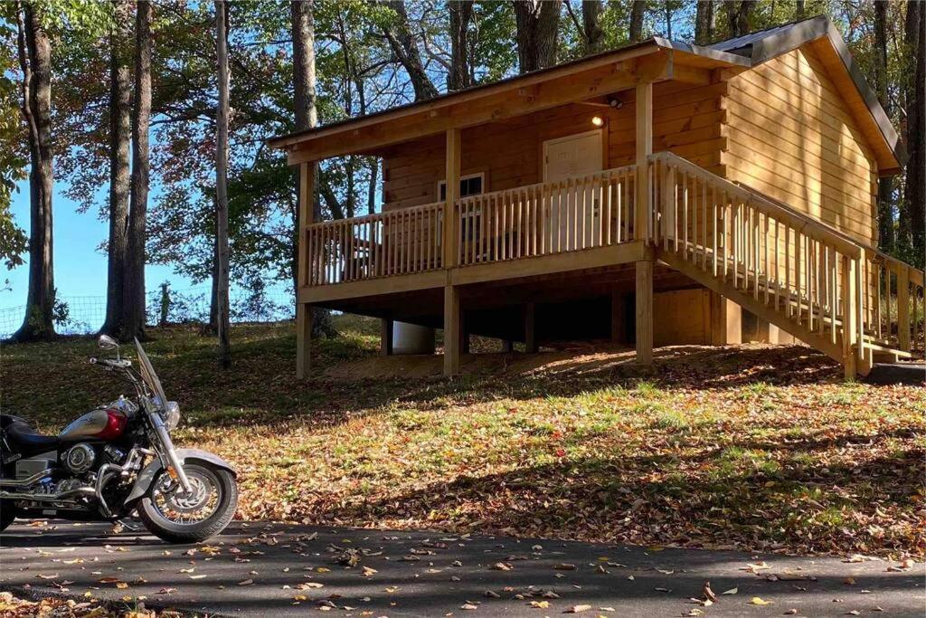 Foxtail Orchards - The Iron Horse Vila Tazewell Exterior foto